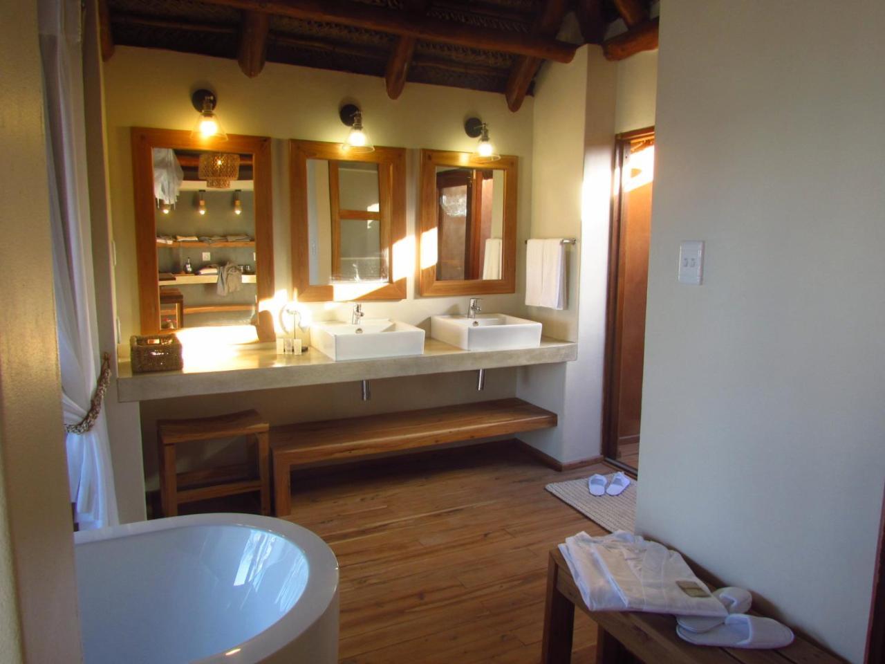 Cabo Nhamua Eclectic Beach Retreat מראה חיצוני תמונה
